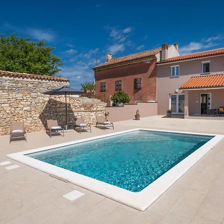 Villa Ester Пула Экстерьер фото