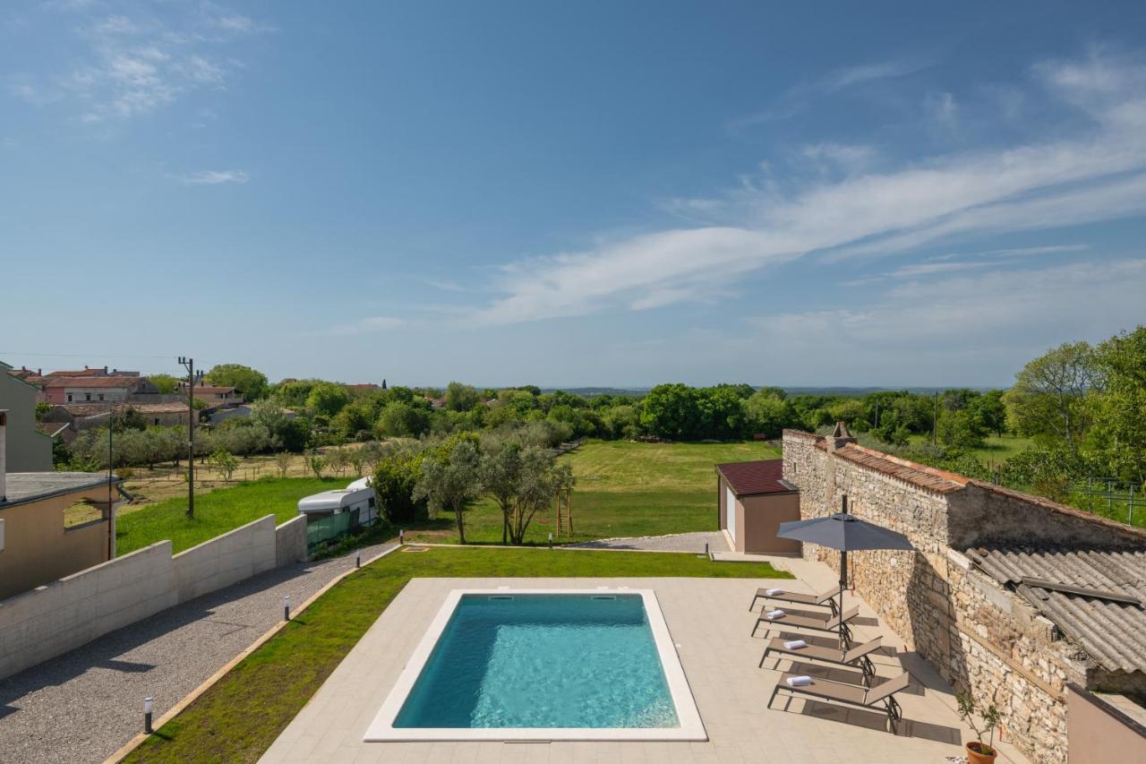 Villa Ester Пула Экстерьер фото