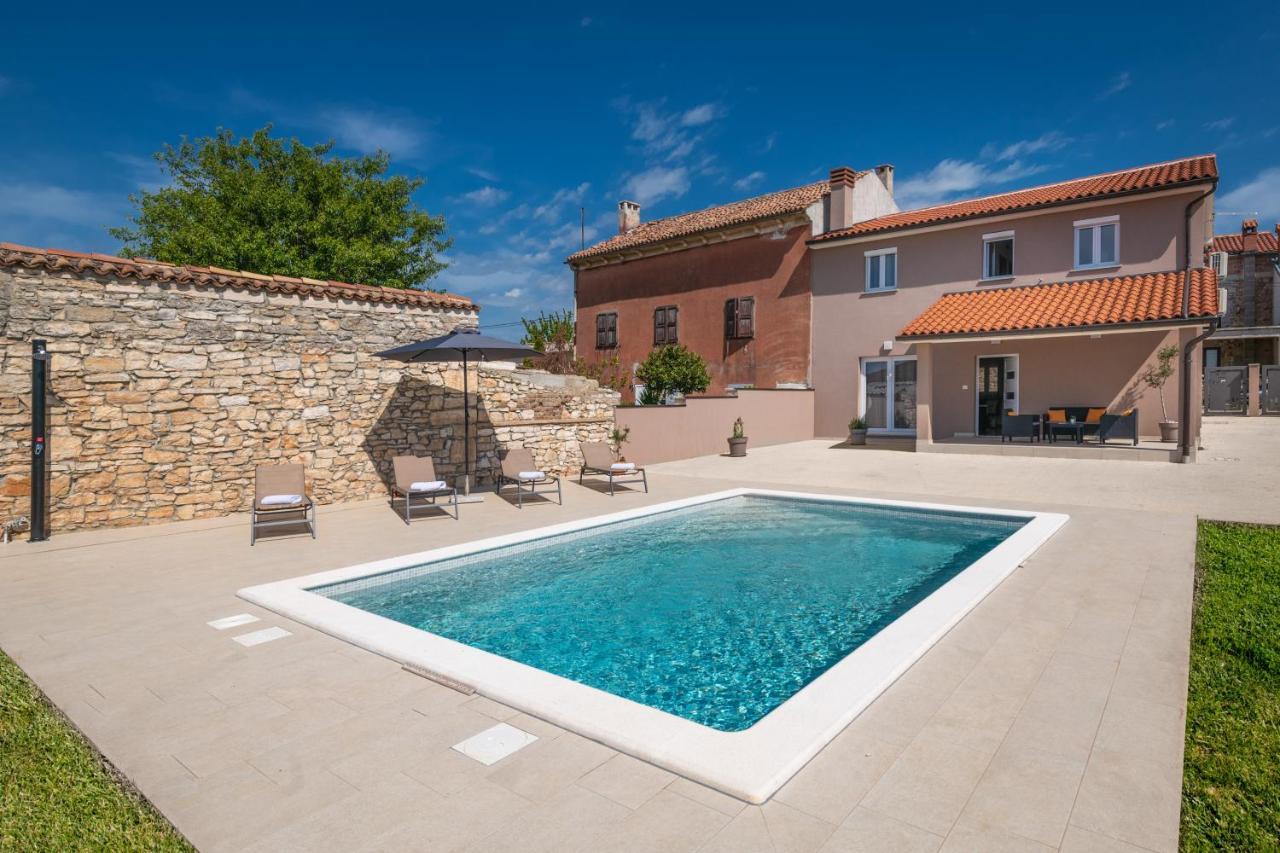 Villa Ester Пула Экстерьер фото